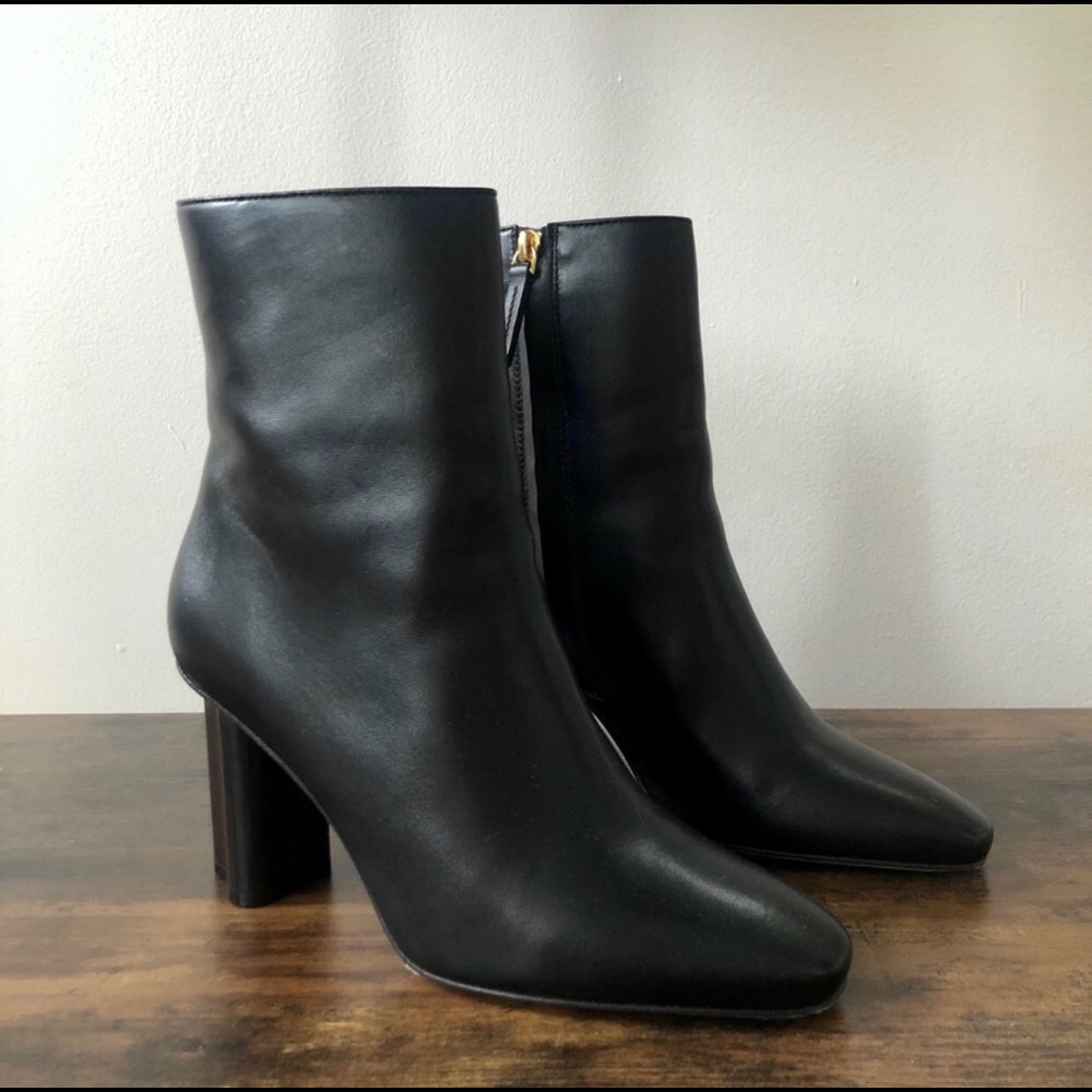 NIB WANT Les Essentiels - Heeled Ankle Boots - Picture 2 of 9